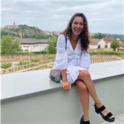 Maestra de educación infantil y primaria con experiencia que ofrece impartir clases particulares adaptadas a las necesidades del niño/a